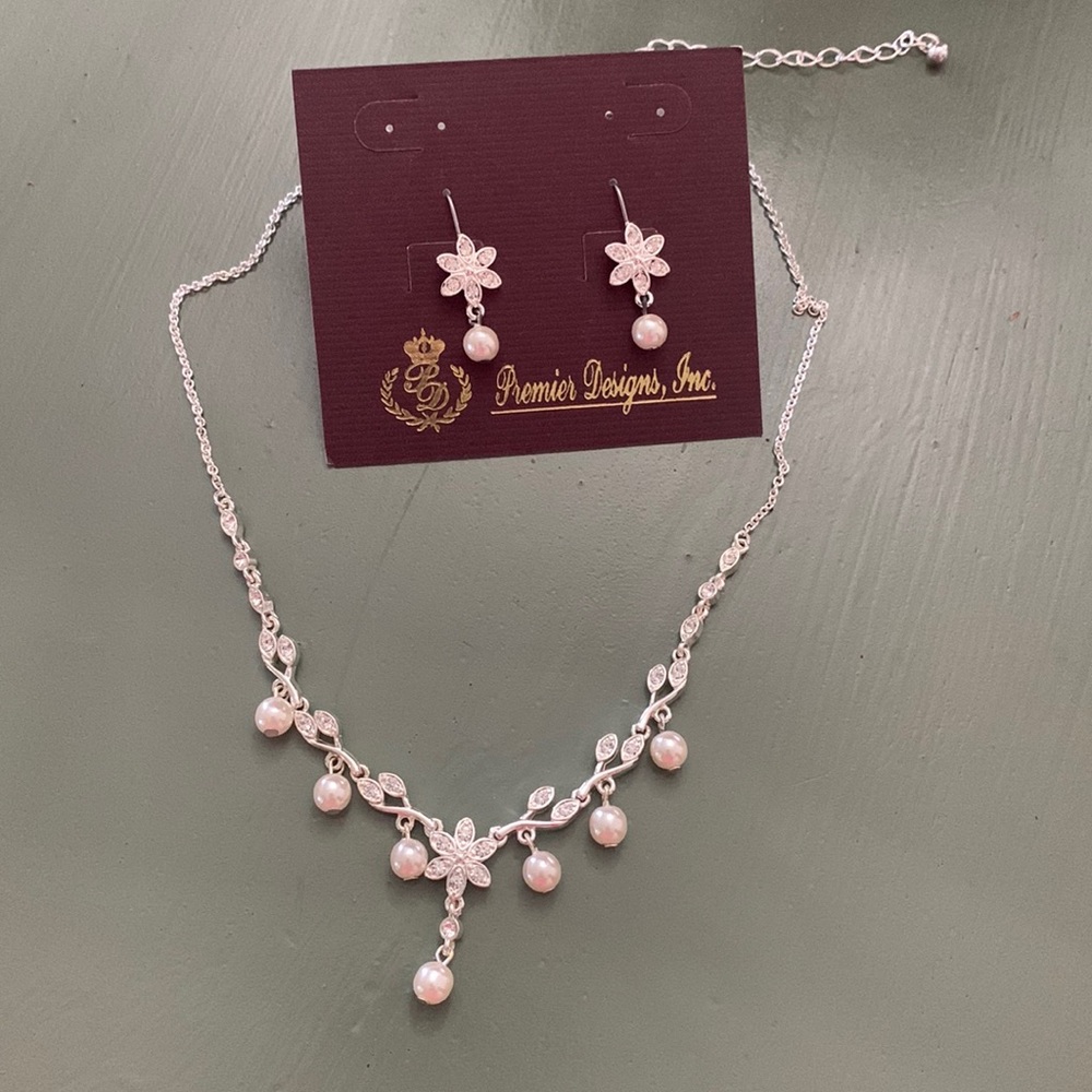 Premier designs bridesmaid sets